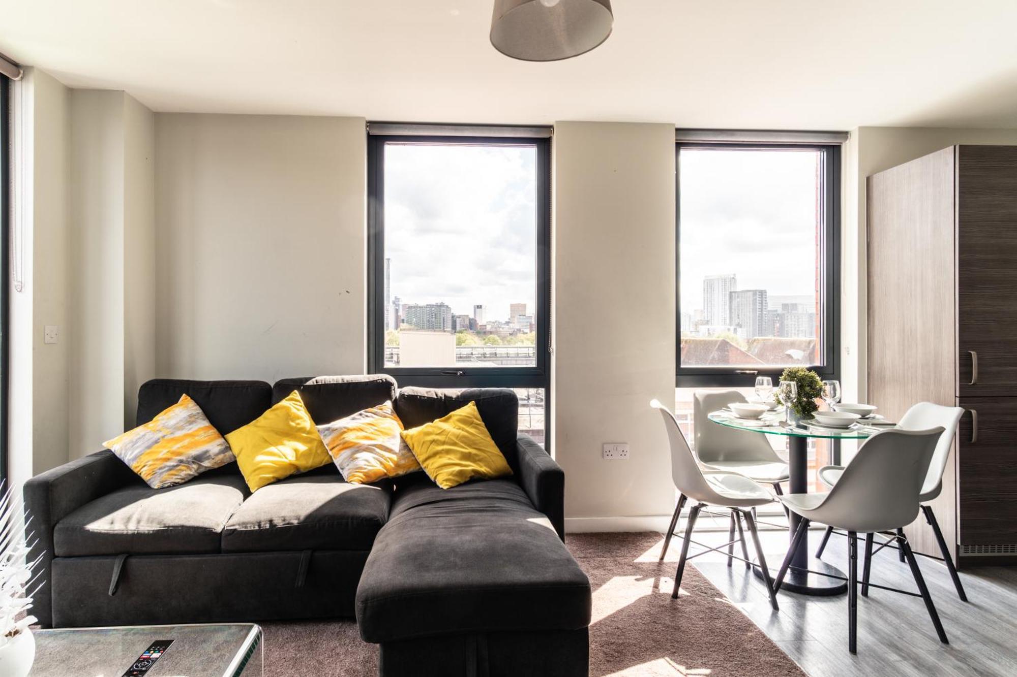 Prime Location 1 Bed Penthouse Apartment Manchester Exterior photo